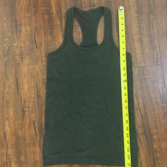 LULULEMON Swiftly Tech RacerBack - Picture 7 of 8